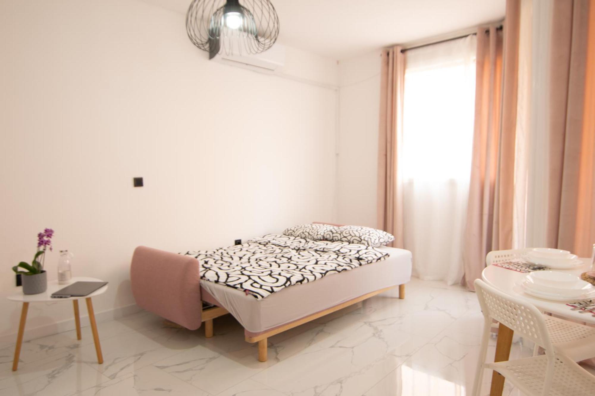 S&b Apartment *
